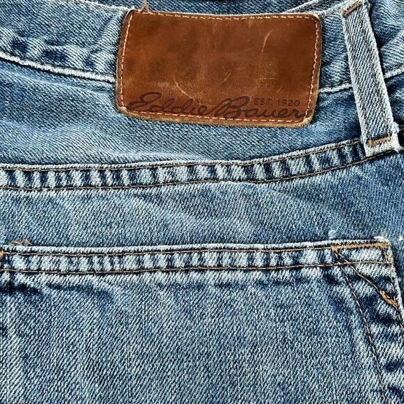 Eddie Bauer Men Jeans Size 33x32 Straight Blue Distressed Hems Classic Denim - Picture 10 of 16
